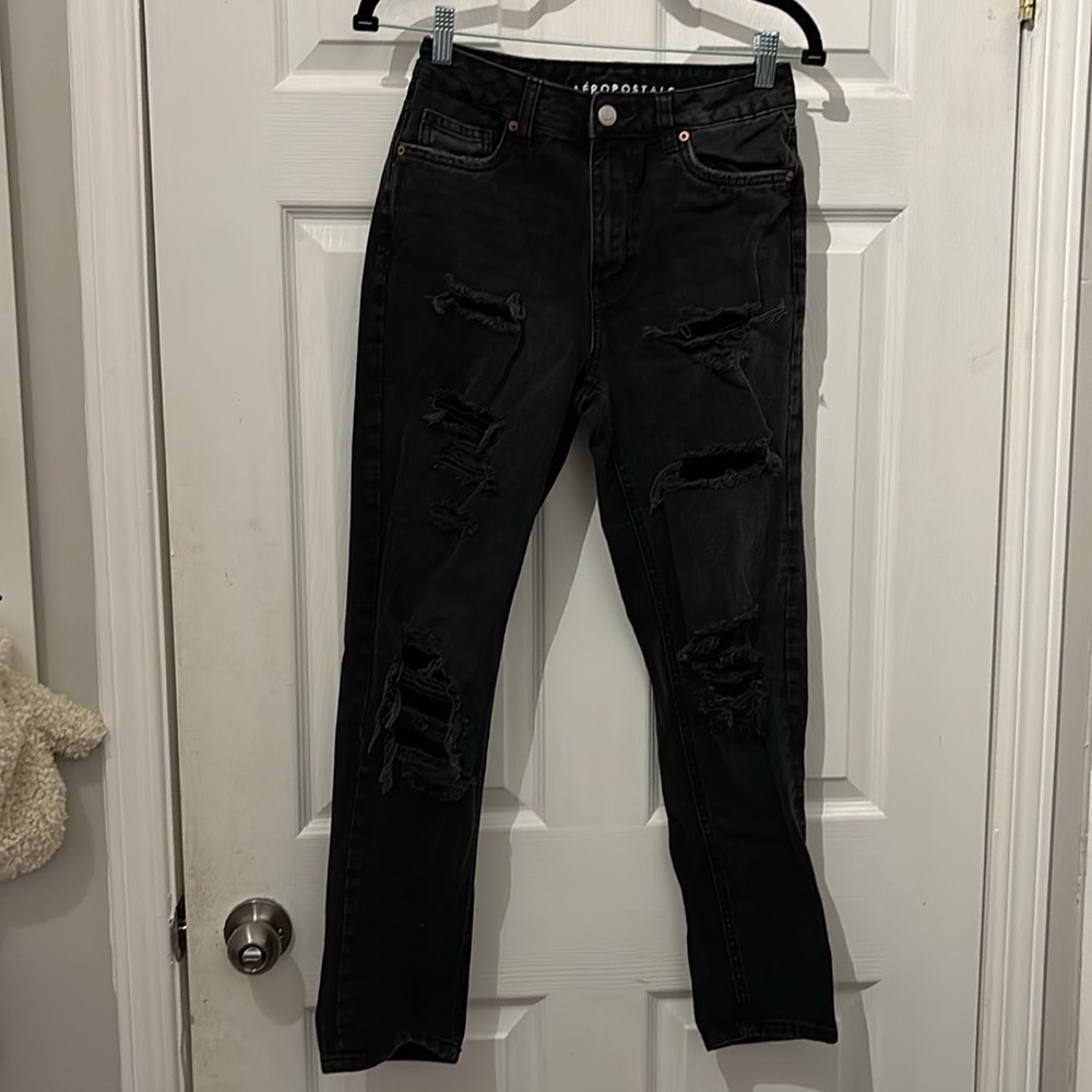 Aeropostale destroyed black denim mom jeans‎